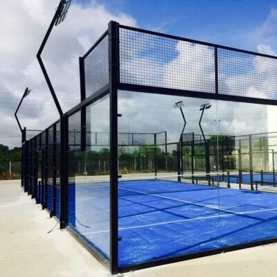 Kwaliteit CE Gecertificeerd Professioneel Volledig Panoramisch Buiten Padel Tennisbaan Systeem fabriek
